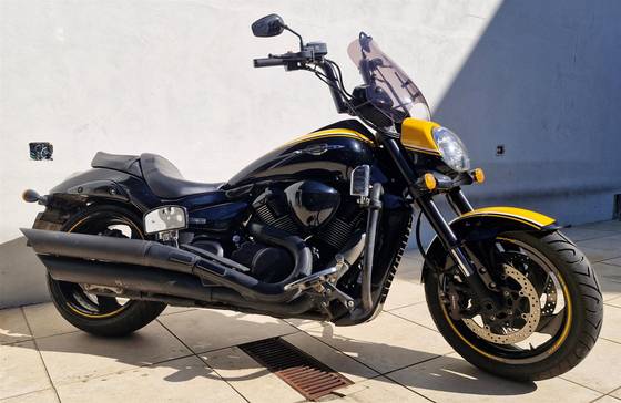 SUZUKI BOULEVARD M1800R SUZUKI BOULEVARD M1800R